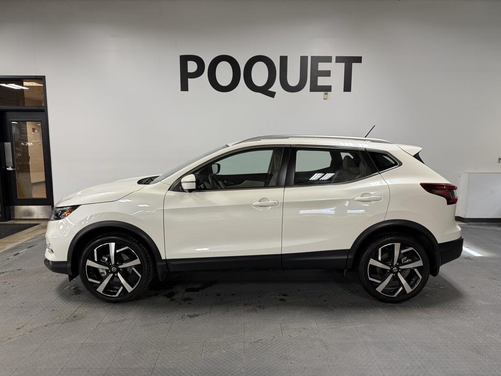 used 2022 Nissan Rogue Sport car, priced at $26,495
