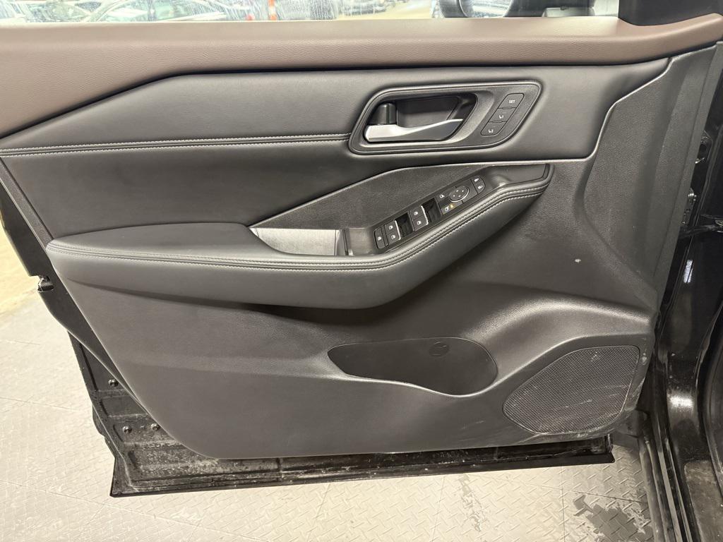 used 2023 Nissan Rogue car, priced at $27,950