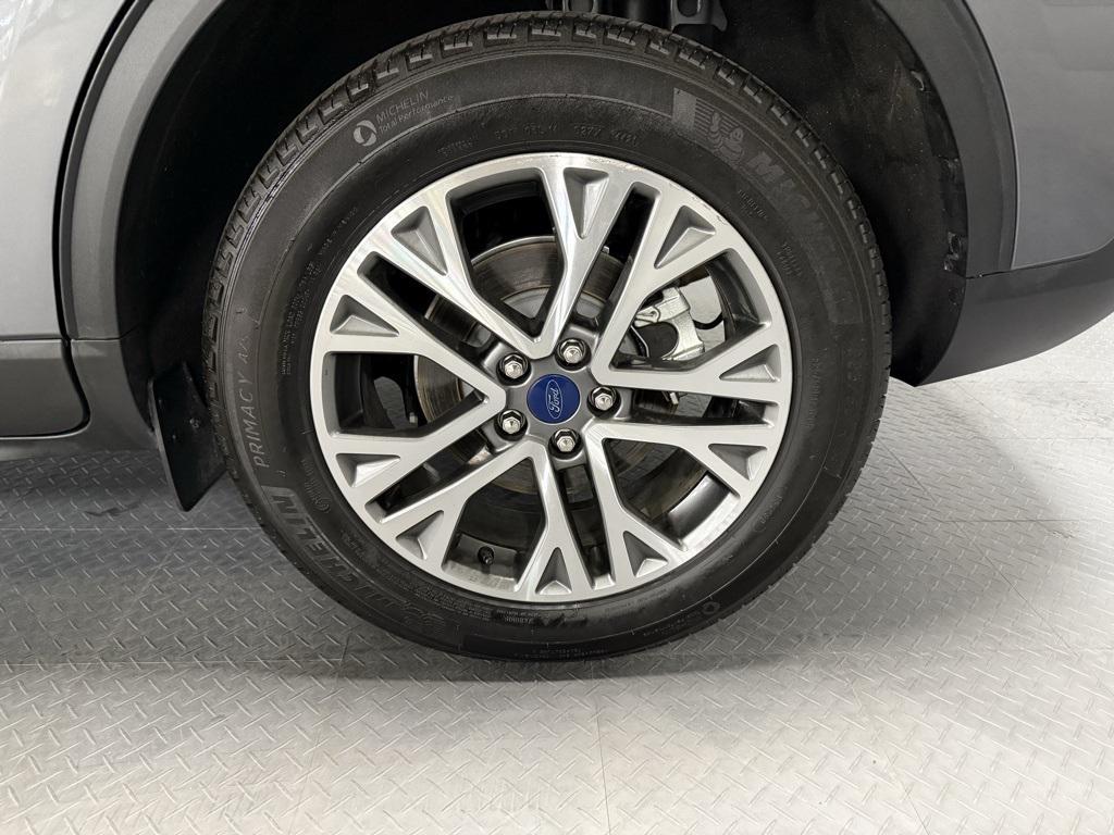 used 2022 Ford Escape car, priced at $29,950