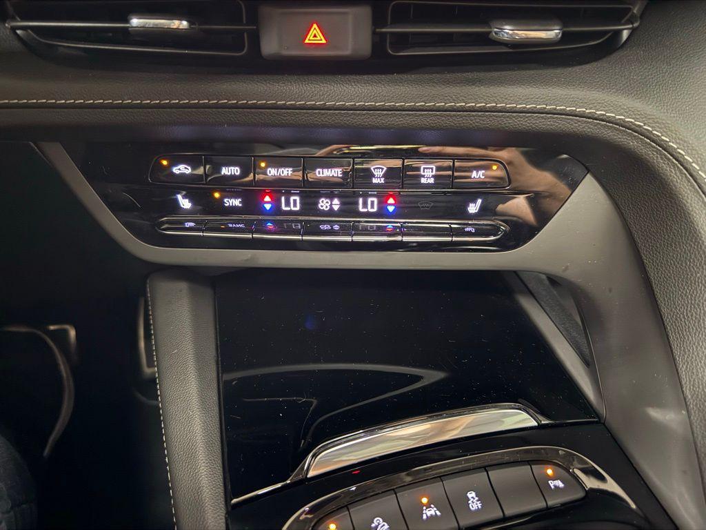 used 2023 Buick Envision car, priced at $32,075
