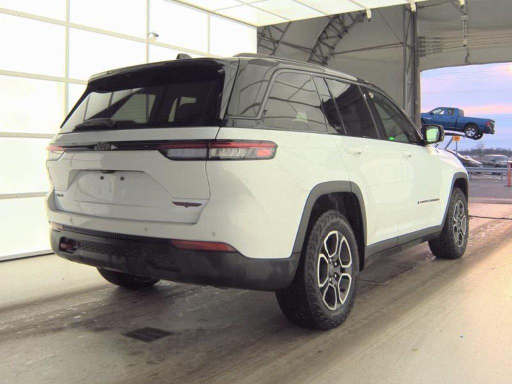 used 2022 Jeep Grand Cherokee car, priced at $36,950