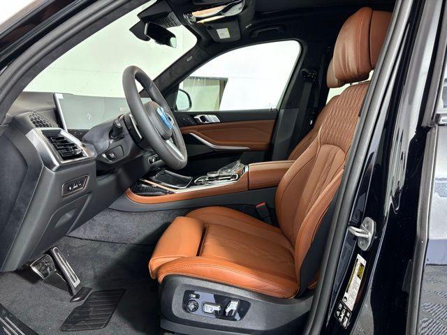 new 2027 BMW X7 car