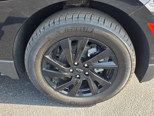 used 2024 Chevrolet Equinox car, priced at $23,484