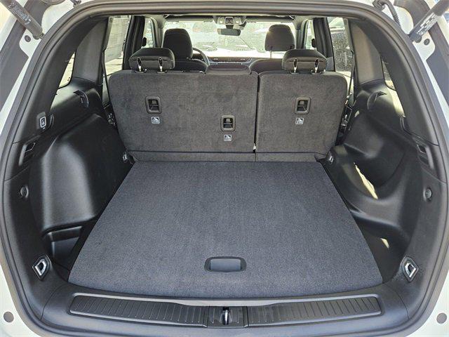 new 2025 Jeep Grand Cherokee car, priced at $37,036