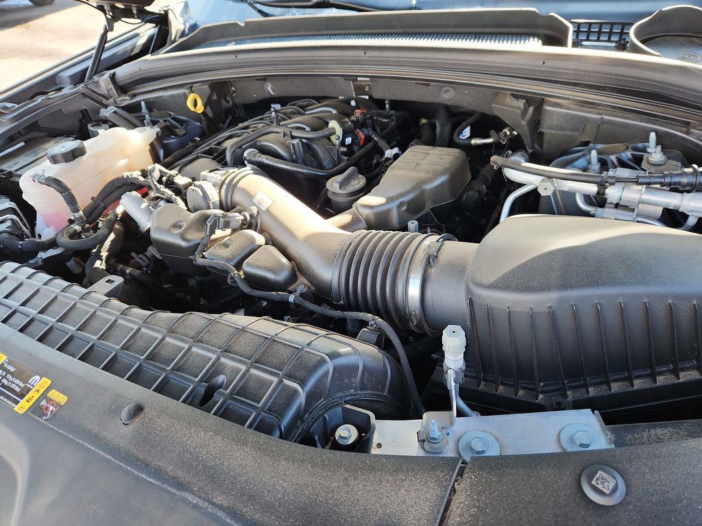 used 2024 Jeep Grand Cherokee L car, priced at $34,145