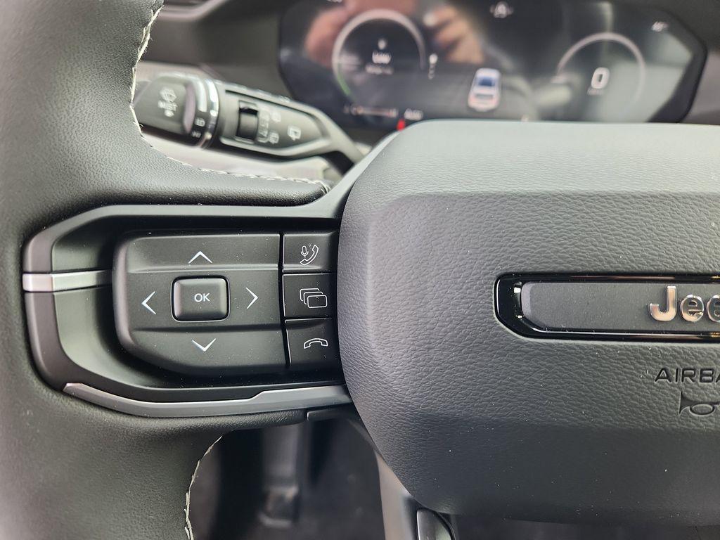 new 2026 Jeep Cherokee car, priced at $35,788