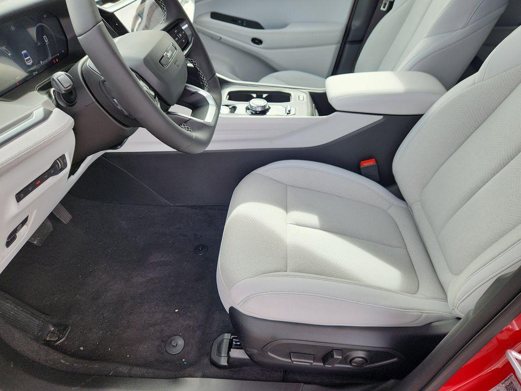 new 2026 Jeep Cherokee car, priced at $35,788