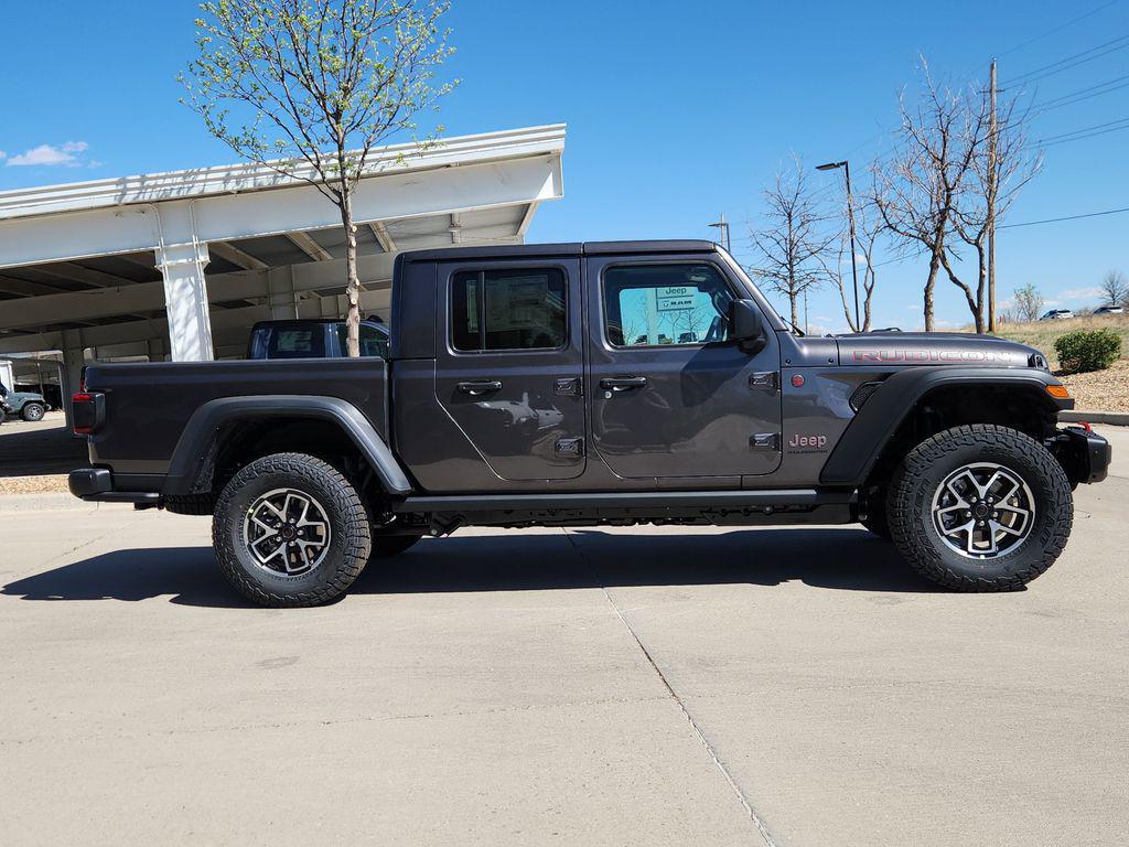 new 2026 Jeep Gladiator car, priced at $55,063