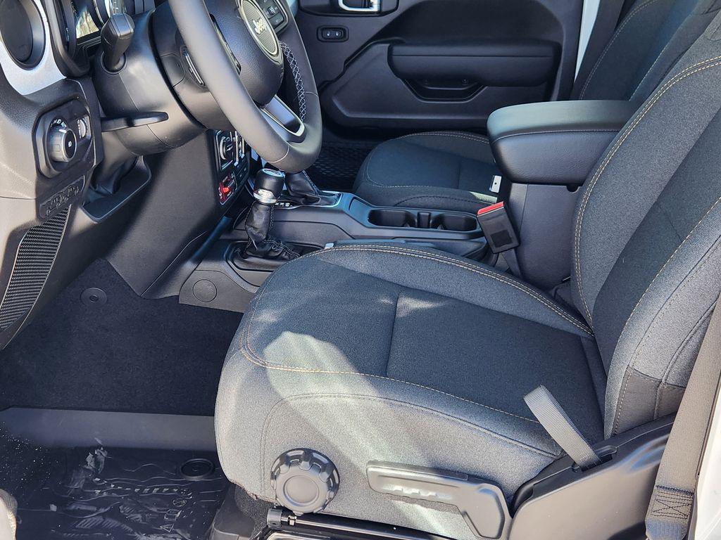 new 2026 Jeep Wrangler car, priced at $50,929