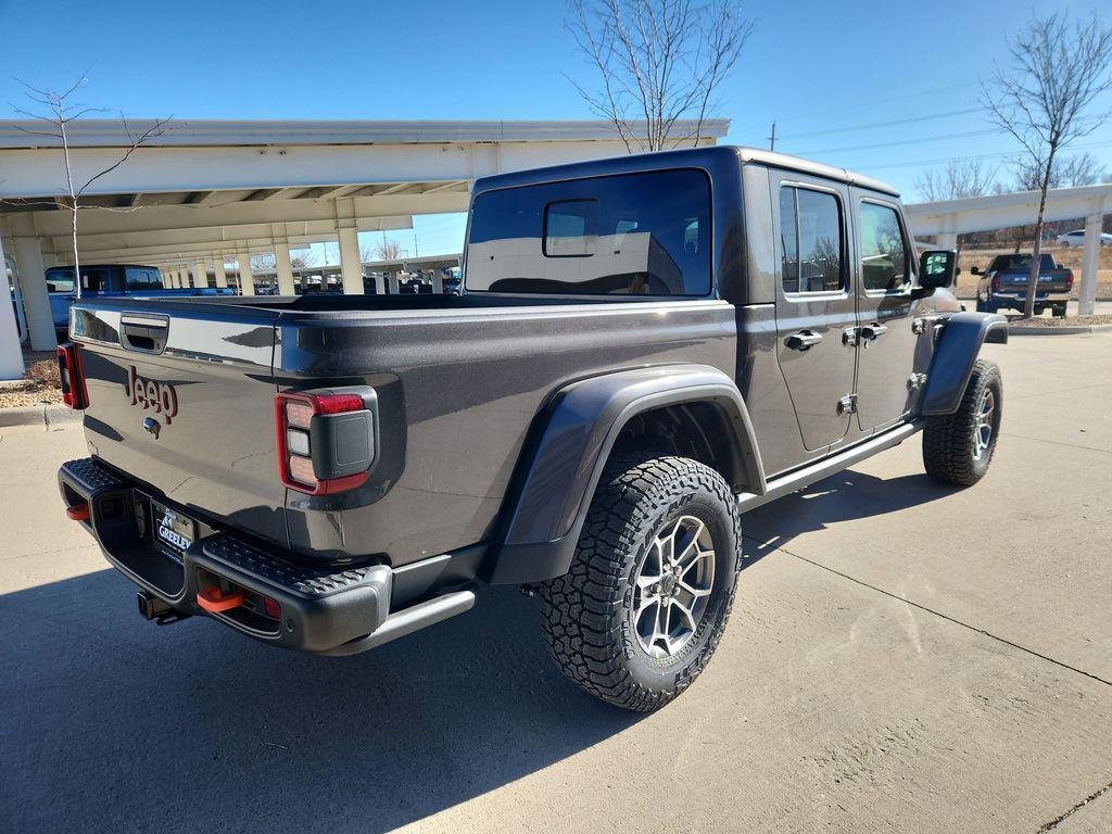 new 2026 Jeep Gladiator car, priced at $58,055