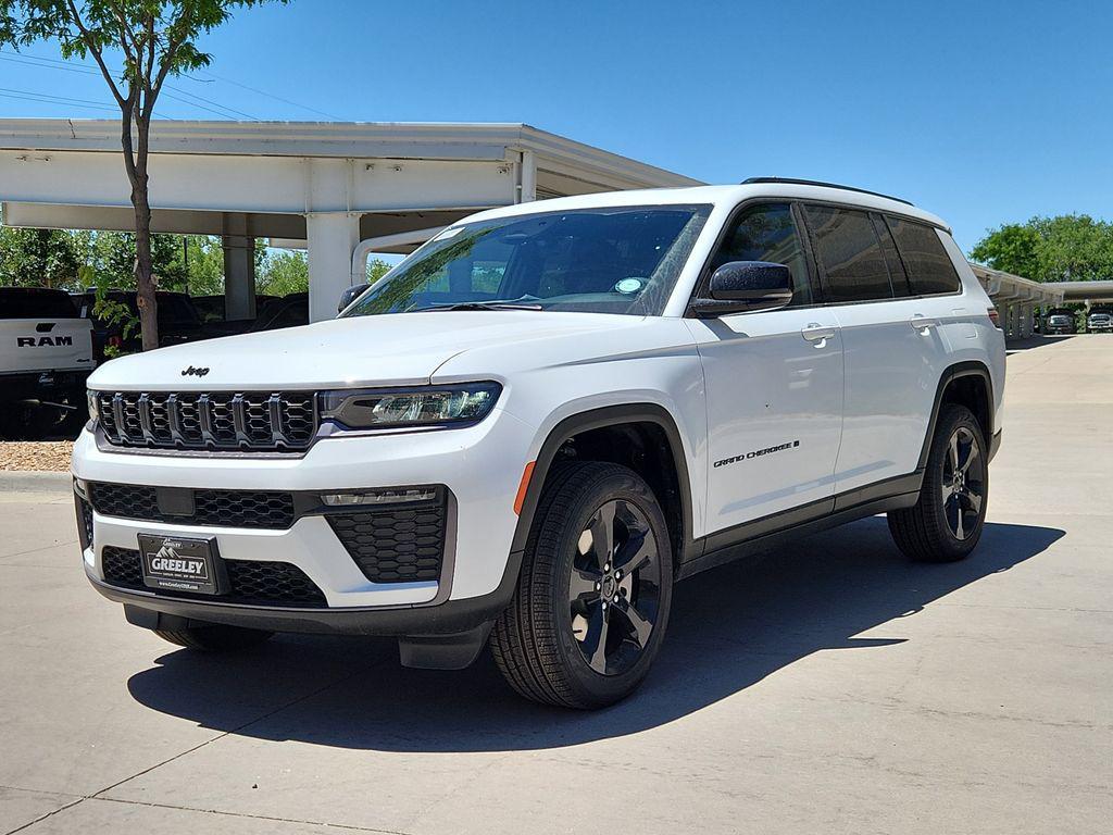 new 2026 Jeep Grand Cherokee L car, priced at $49,559