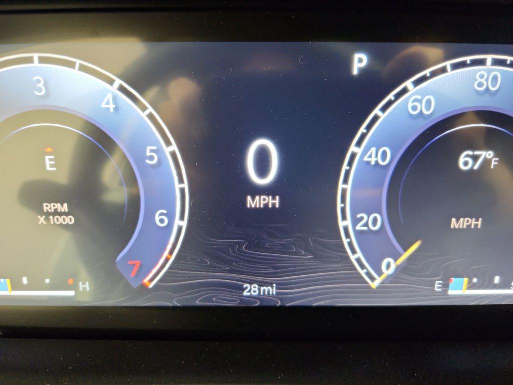 new 2025 Jeep Grand Cherokee car, priced at $40,422