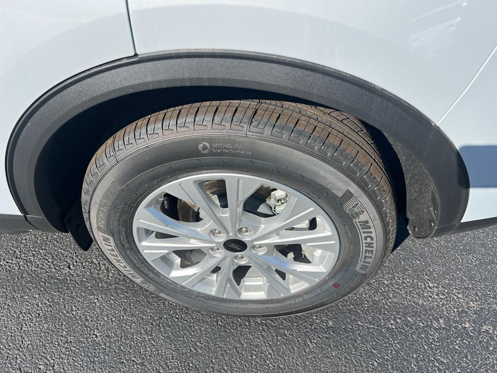 new 2026 Ford Escape car, priced at $29,102
