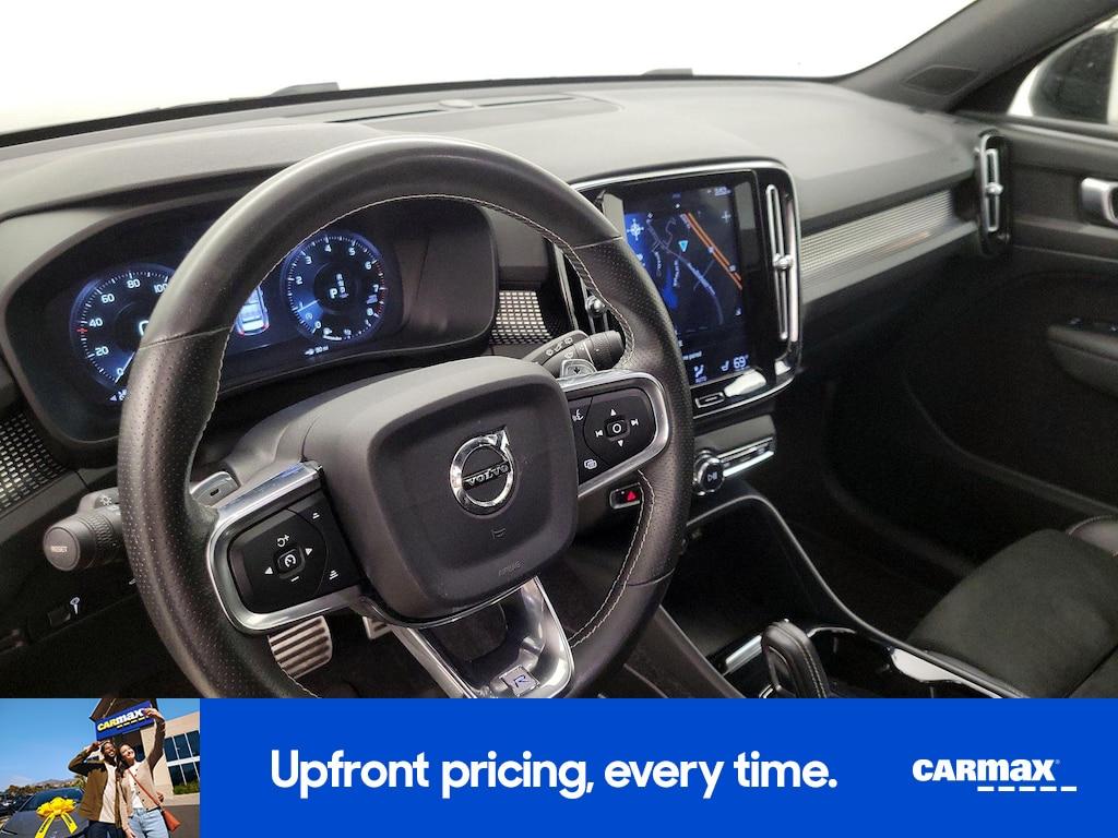used 2019 Volvo XC40 car, priced at $25,998