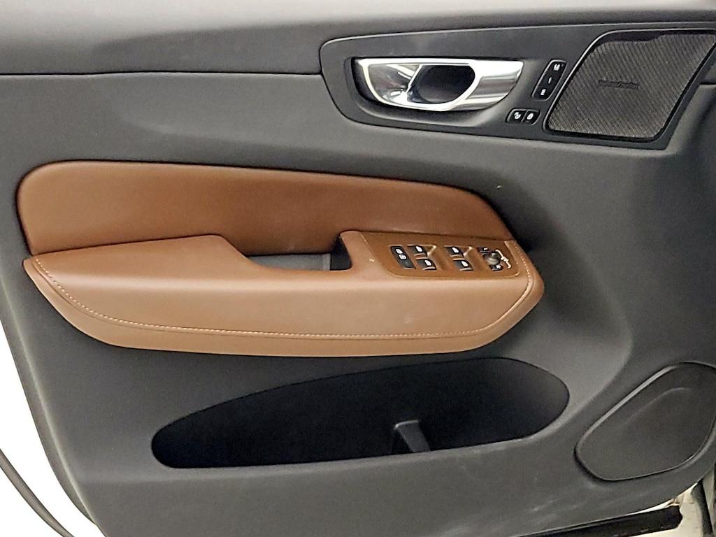 used 2022 Volvo XC60 car, priced at $26,998