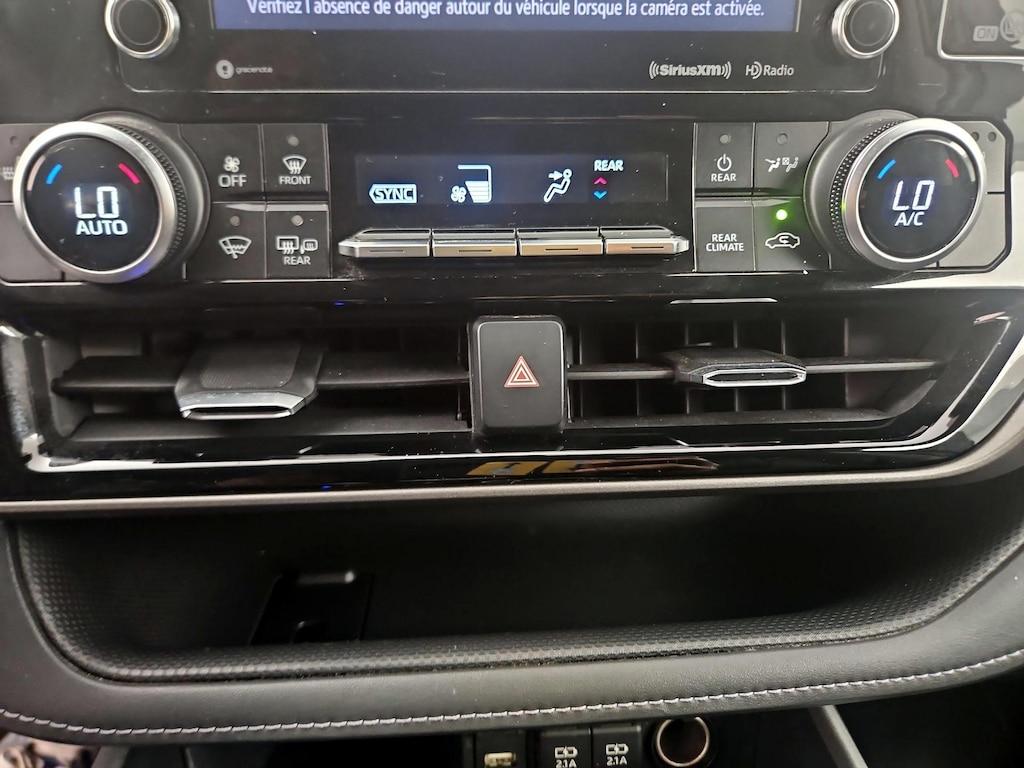 used 2020 Toyota Highlander car, priced at $30,998
