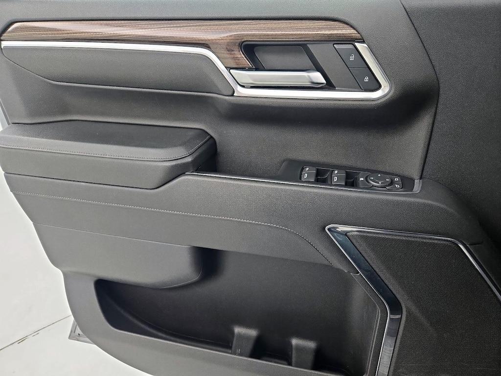 used 2024 Chevrolet Silverado 1500 car, priced at $38,998