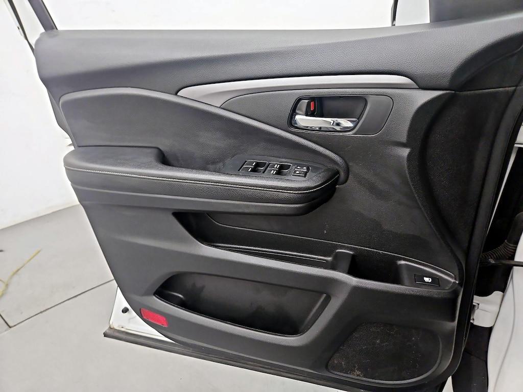 used 2022 Honda Ridgeline car, priced at $26,998