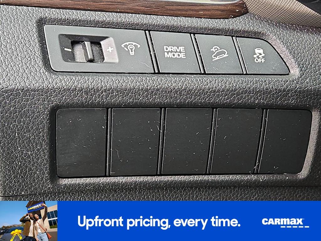 used 2018 Hyundai Santa Fe car, priced at $15,998