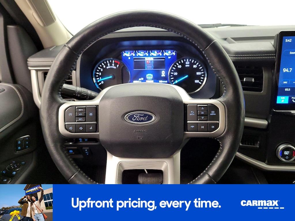 used 2024 Ford Expedition car, priced at $40,998