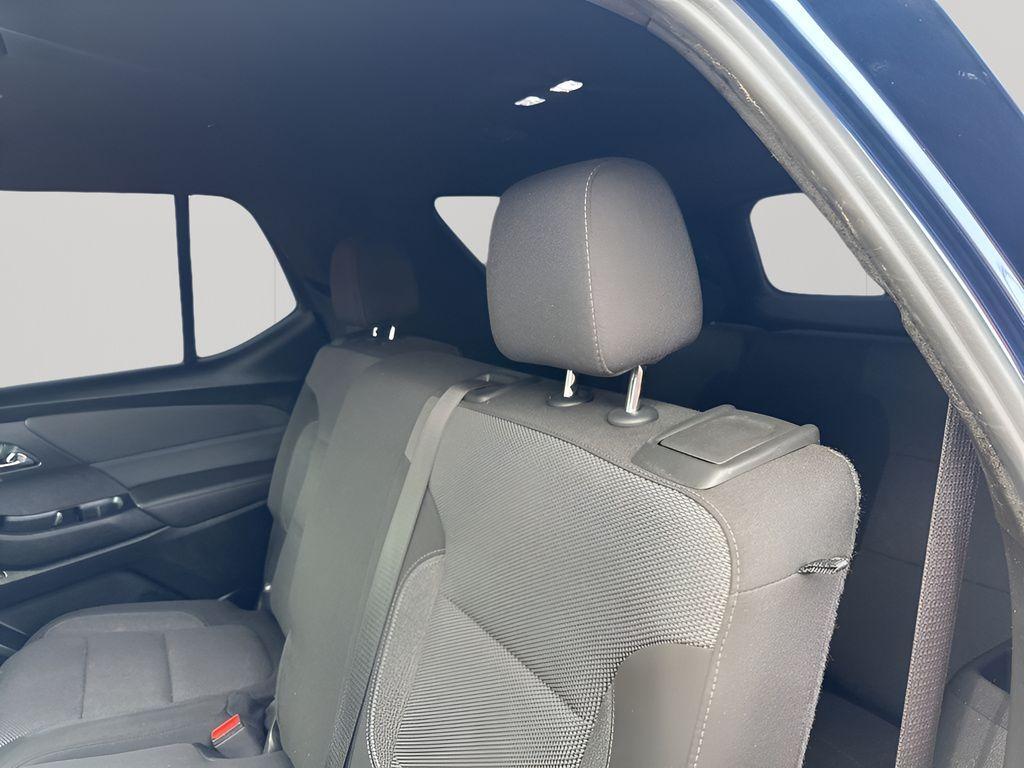 used 2023 Chevrolet Traverse car, priced at $23,395