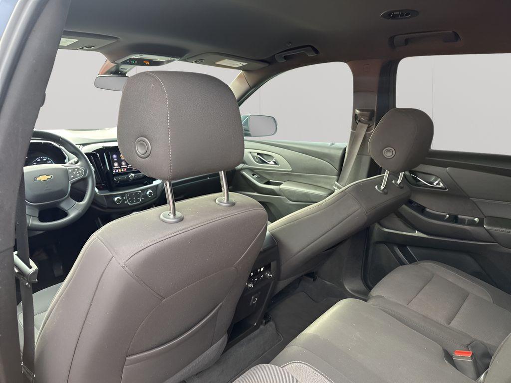 used 2023 Chevrolet Traverse car, priced at $23,395