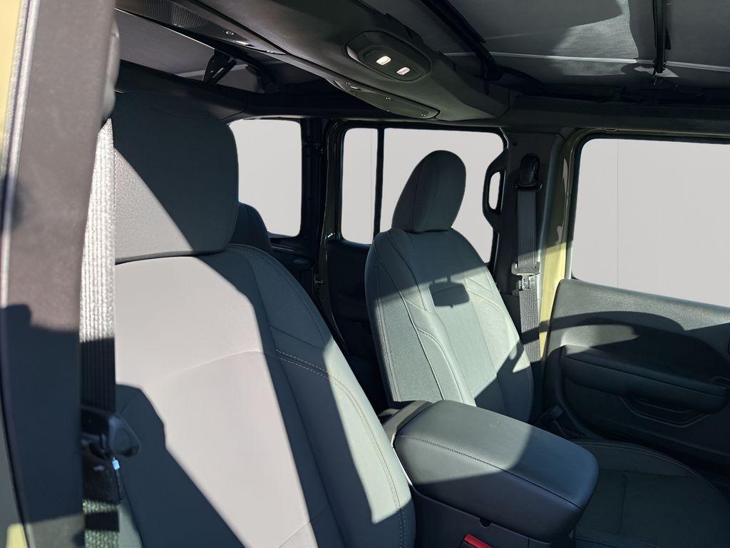 new 2026 Jeep Wrangler car, priced at $34,273