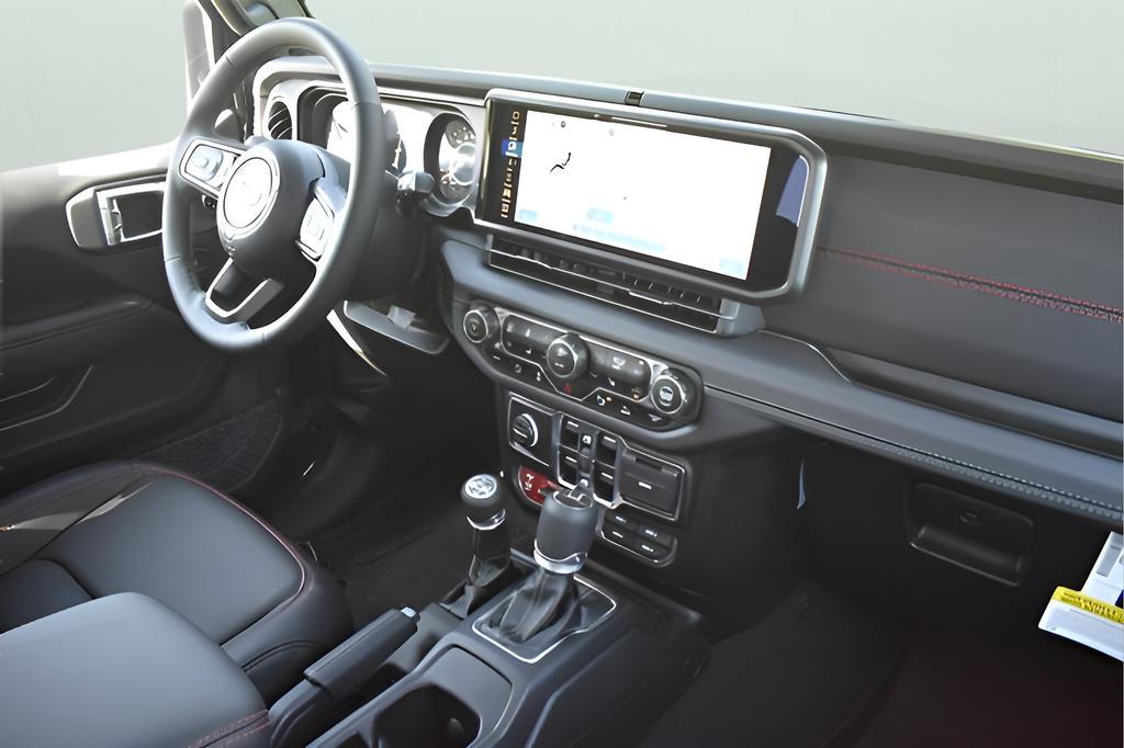 new 2025 Jeep Gladiator car, priced at $54,005