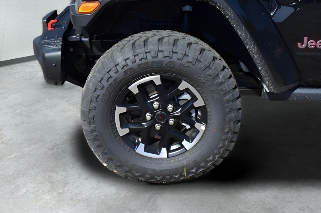 new 2025 Jeep Gladiator car, priced at $48,674