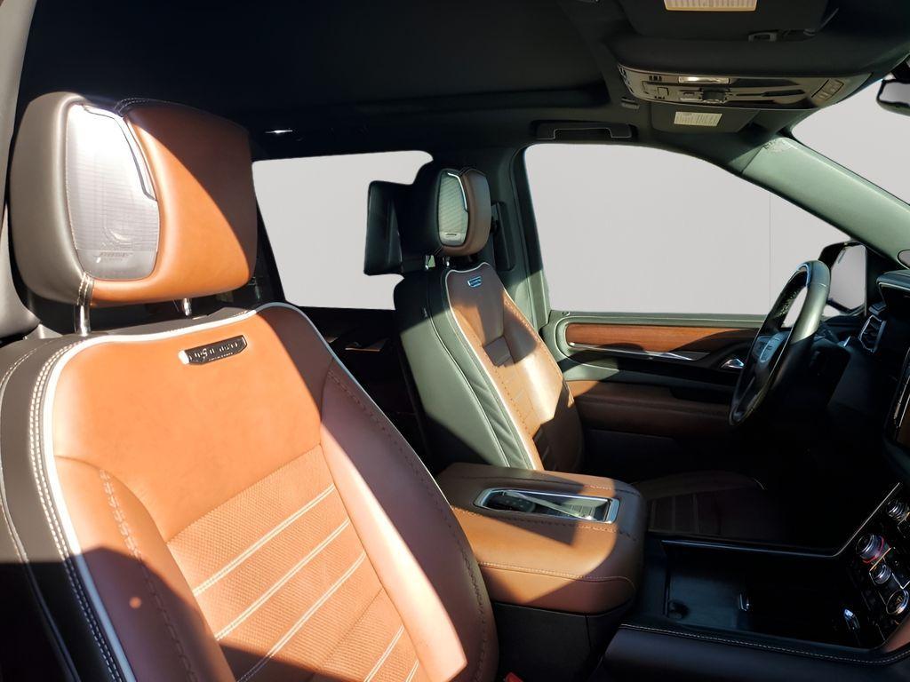 used 2023 GMC Yukon car, priced at $63,293