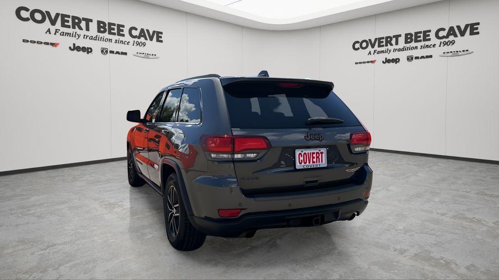 used 2018 Jeep Grand Cherokee car, priced at $17,226