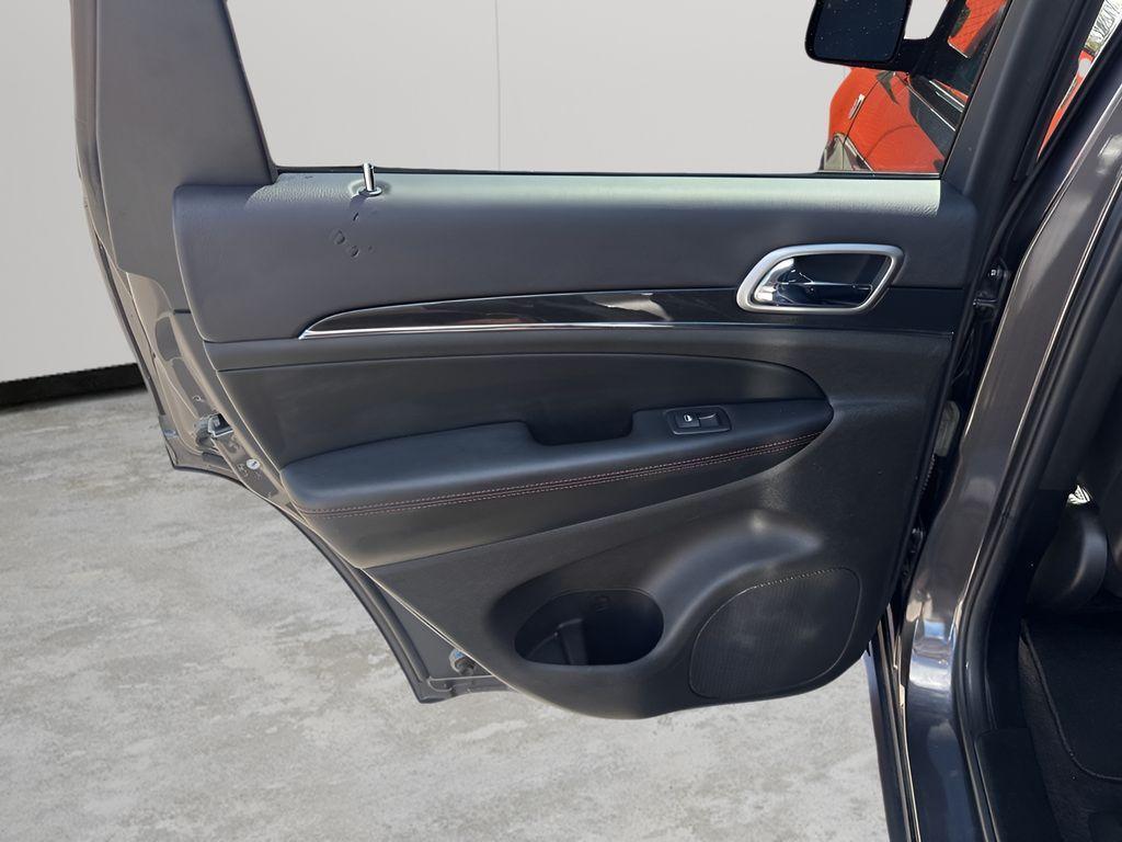 used 2018 Jeep Grand Cherokee car, priced at $17,226