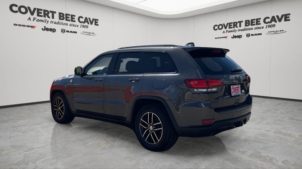 used 2018 Jeep Grand Cherokee car, priced at $17,226