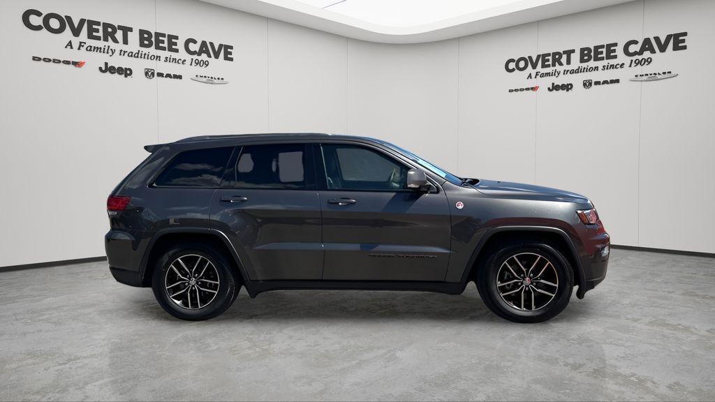 used 2018 Jeep Grand Cherokee car, priced at $17,226