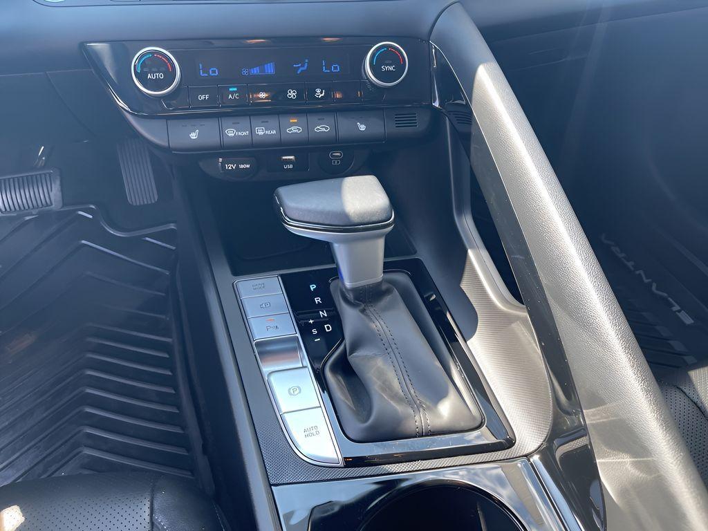 used 2024 Hyundai Elantra car, priced at $20,485