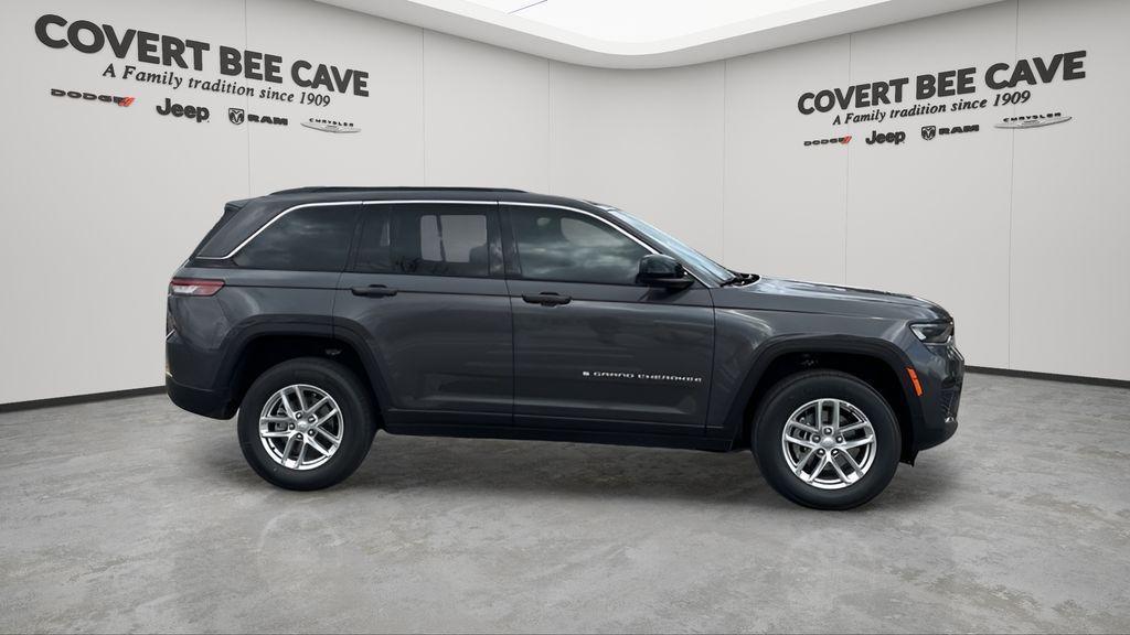 new 2026 Jeep Grand Cherokee car, priced at $43,534