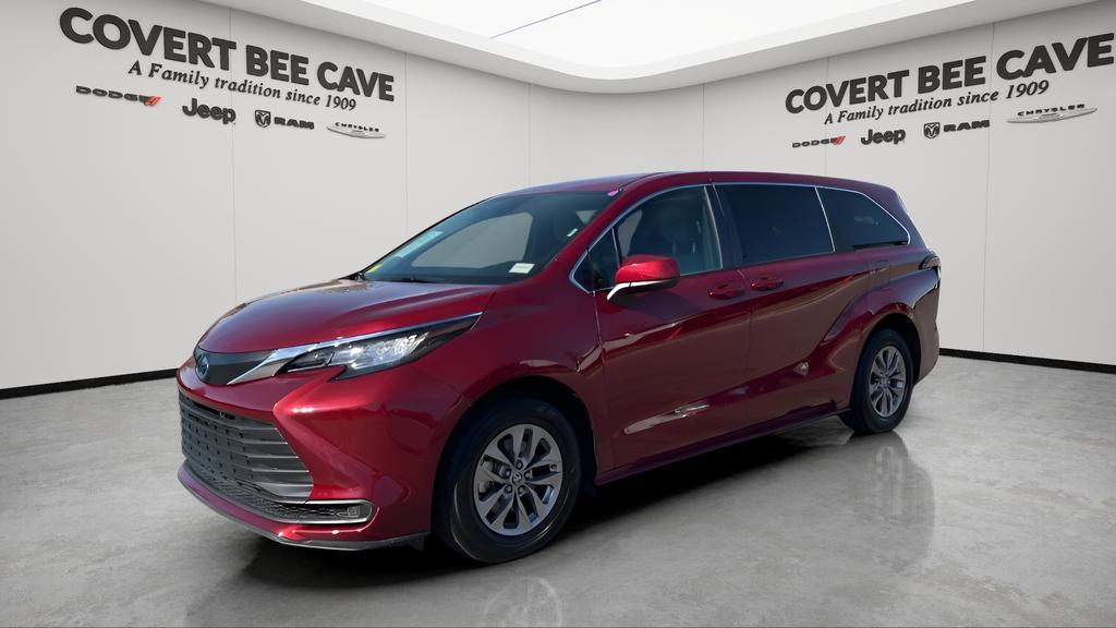 used 2025 Toyota Sienna car, priced at $38,426