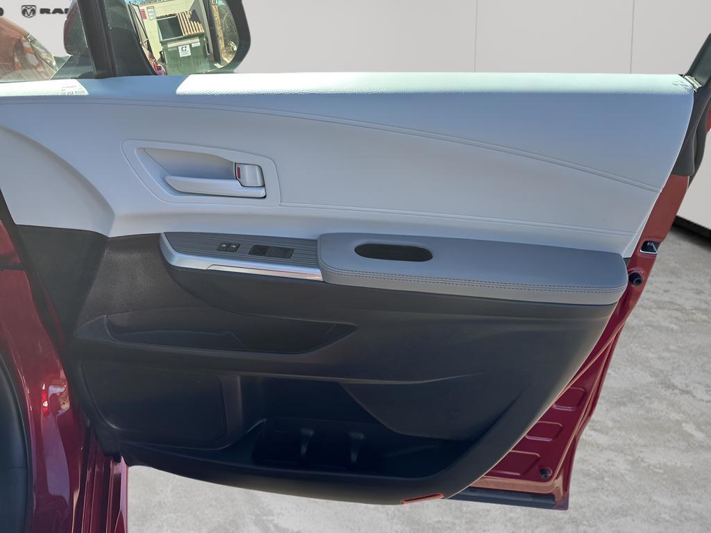 used 2025 Toyota Sienna car, priced at $38,426