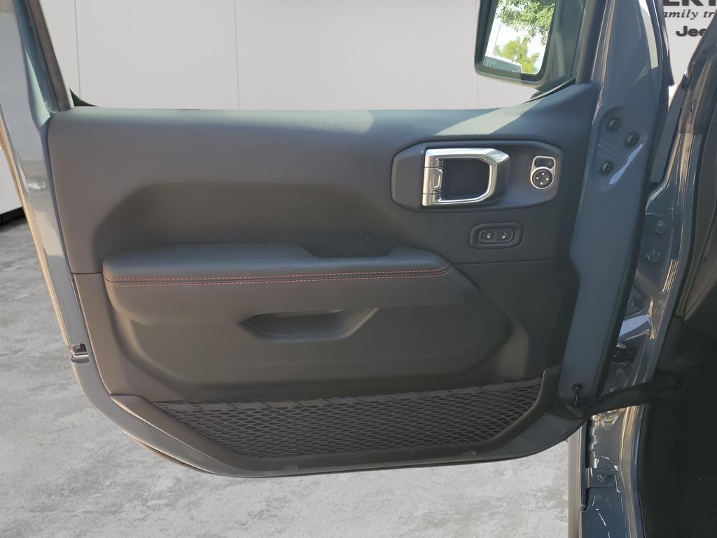 new 2026 Jeep Wrangler car, priced at $52,915