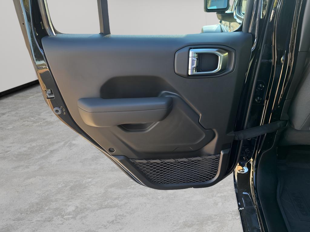 new 2026 Jeep Wrangler car, priced at $39,370