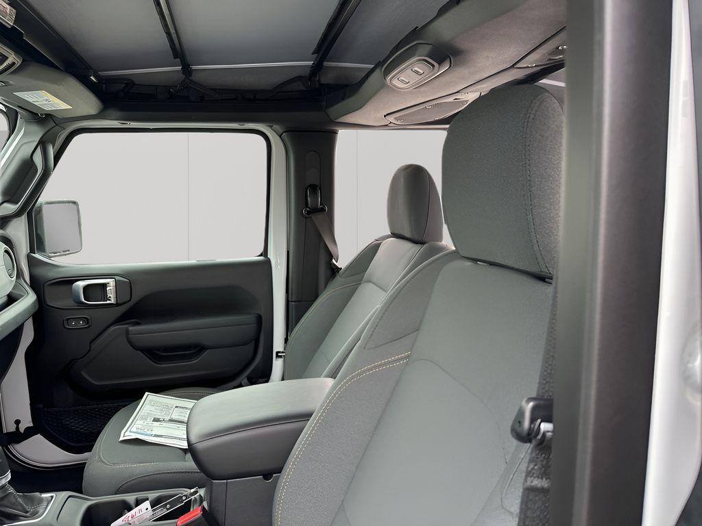 new 2026 Jeep Wrangler car, priced at $37,543