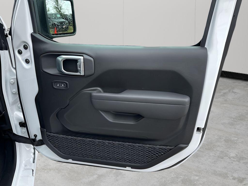 new 2026 Jeep Wrangler car, priced at $37,543