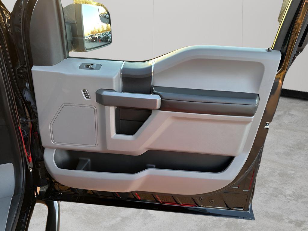 used 2020 Ford F-150 car, priced at $28,292