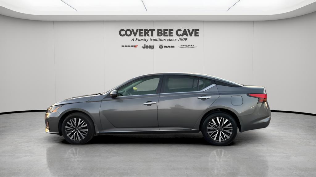 used 2023 Nissan Altima car, priced at $23,995