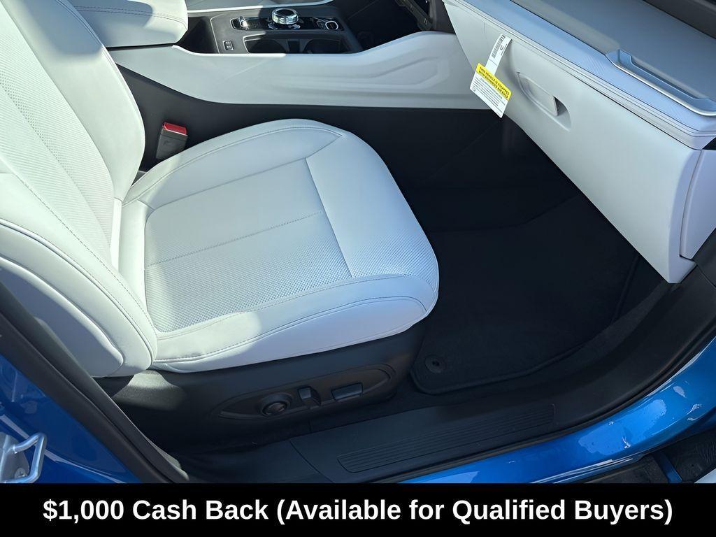 new 2026 Jeep Cherokee car, priced at $40,715