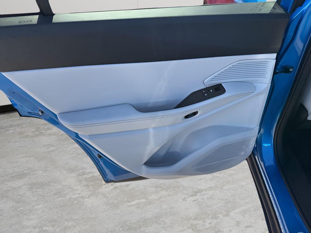 new 2026 Jeep Cherokee car, priced at $39,215