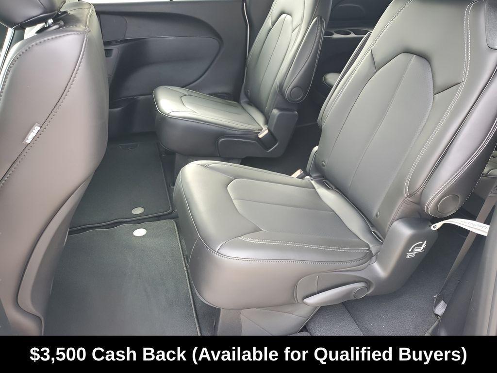 new 2026 Chrysler Pacifica car, priced at $40,861