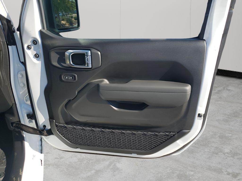 new 2026 Jeep Wrangler car, priced at $38,519