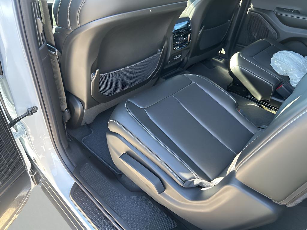 new 2025 Jeep Grand Cherokee L car, priced at $38,743