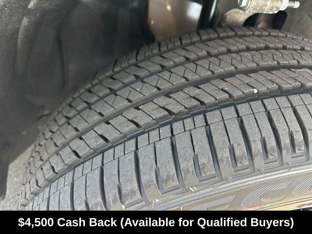 new 2026 Jeep Grand Cherokee L car, priced at $44,692